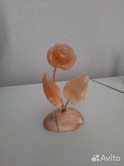 Цветы из натурального камня - селенит