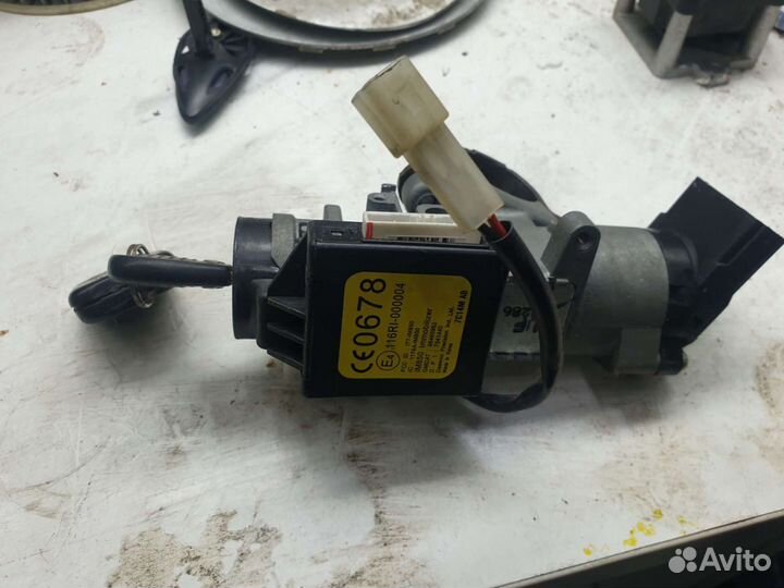 Эбу Chevrolet Aveo T200 + замок зажигания B12S1