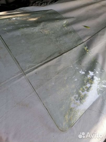 Лобовое стекло