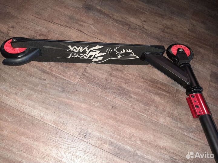 Трюковой самокат