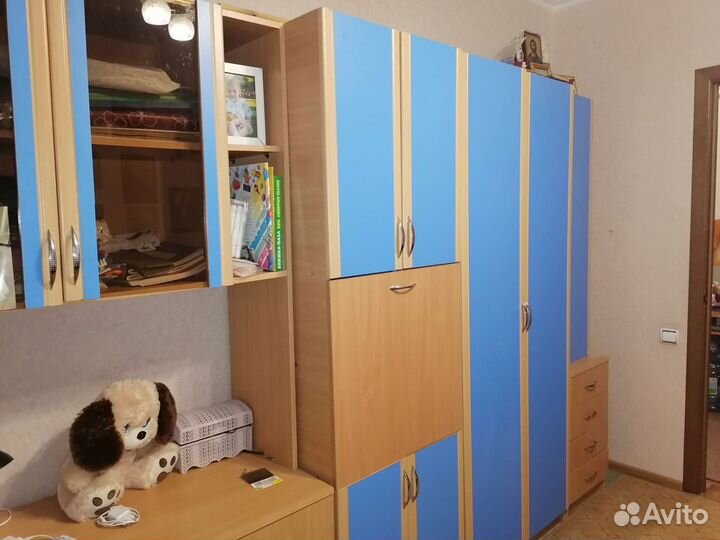 Шкаф в детскую комнату
