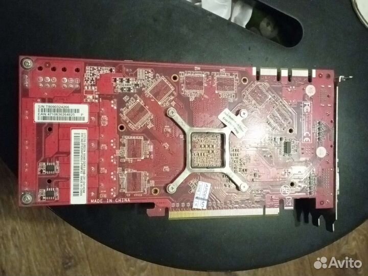 Видеокарта GTX 250 1 GB DDR3