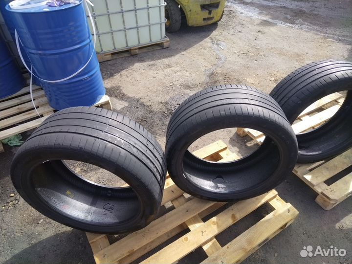 Pirelli P Zero 275/40 R21 107