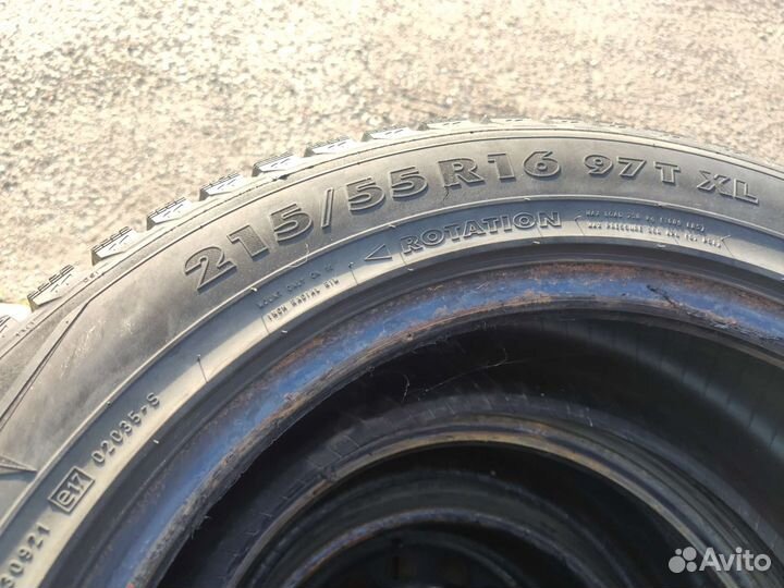 Nokian Tyres Hakkapeliitta 5 215/55 R16 97T