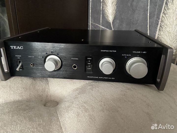 Teac HA-501 Усилитель для наушников