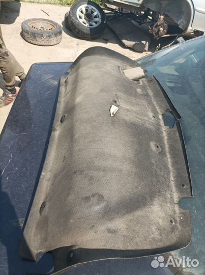 Обшивка крышки багажника Renault Fluence