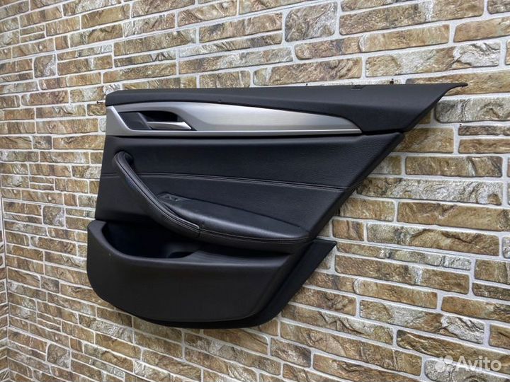 Обшивка боковой двери задняя правая Bmw 5-Series