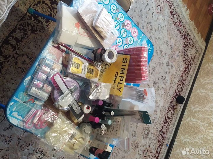 Продам все для маникюра