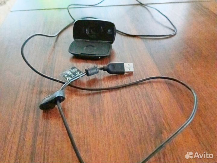 Logitech видеокамера