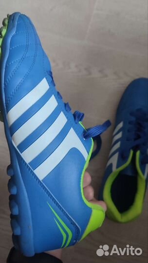 Футбольные бутсы