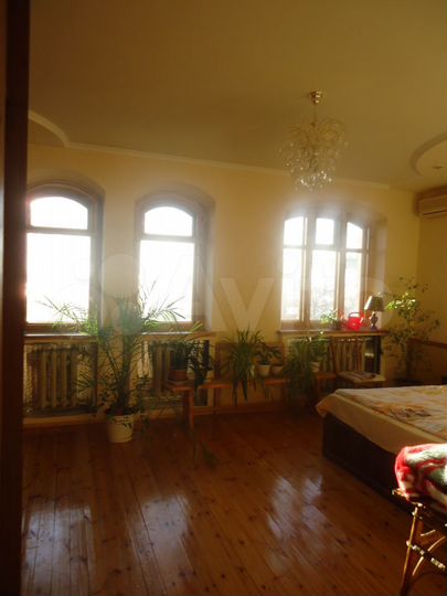 Коттедж 276 м² на участке 7 сот.