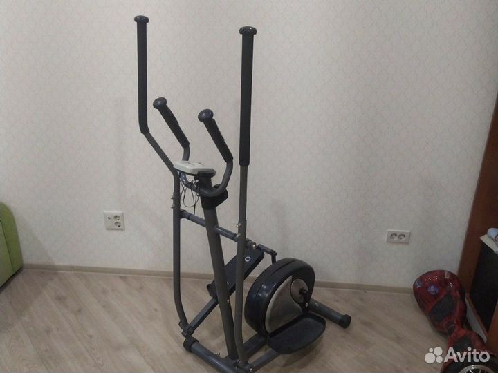 Эллиптический тренажер