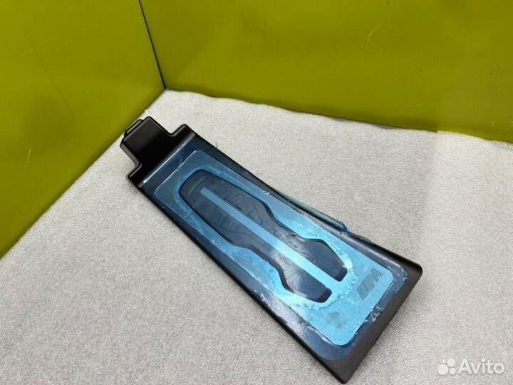 Накладка под ногами Bmw X5 G05 B57D30 2020