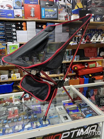 Компактный складной стул в автомобиль