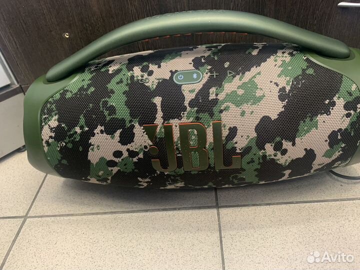 Колонка jbl boombox 3