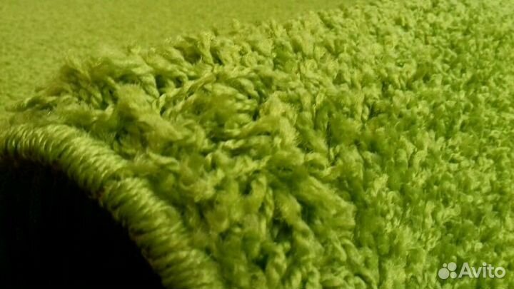 Ковер шегги зеленый с длинным ворсом