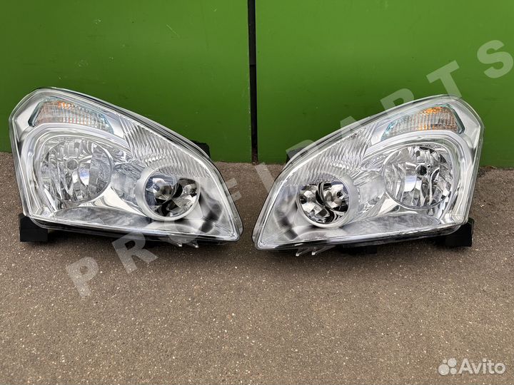 Фара левая и правая Nissan Qashqai j10