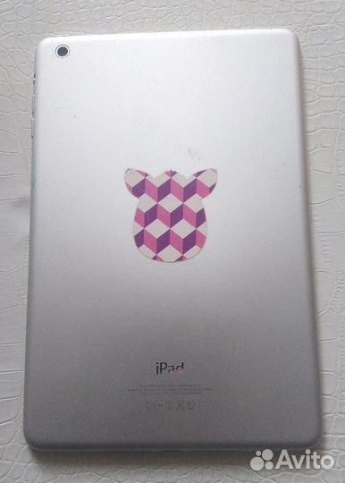 Apple A1432 iPad mini Wi-Fi 32GB (MD532RS/A) Белый