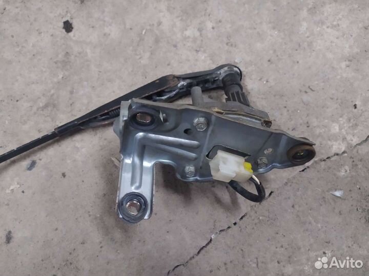 Механизм дворников задний Ниссан Р11