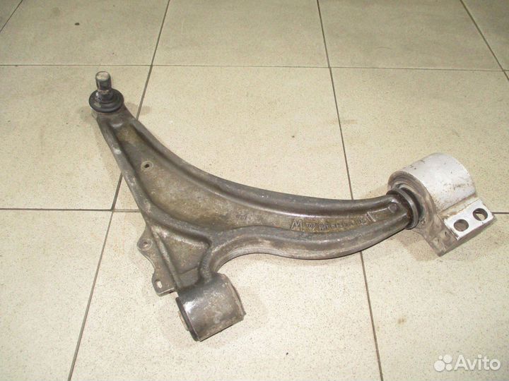 Рычаг передний правый Opel Zafira C