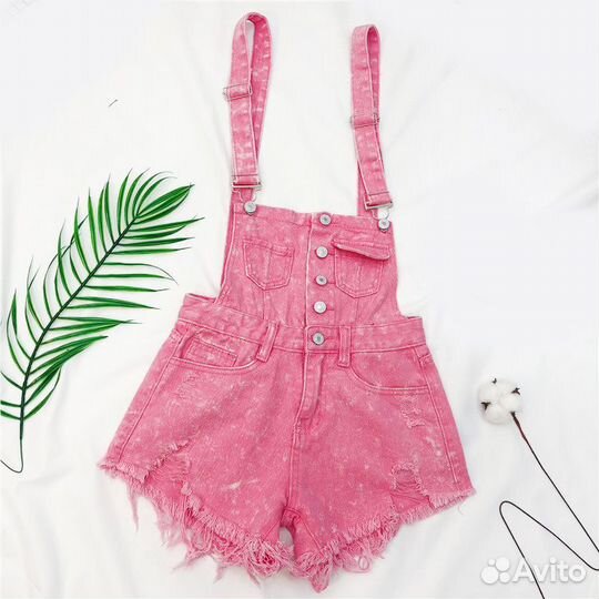 Летний комбинезон джинсовый короткий новый