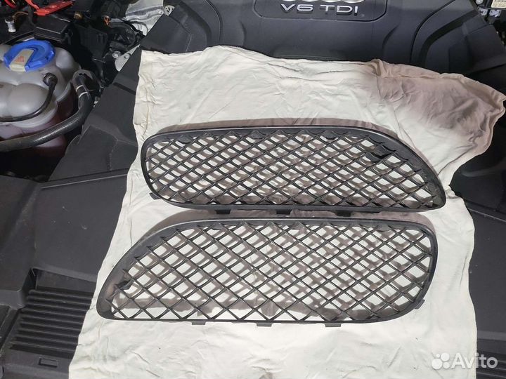 Решётки переднего бампера Bentley