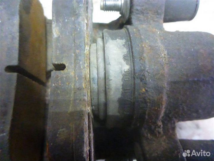 Суппорт задний правый Ford Maverick TM1 AJ6 2005