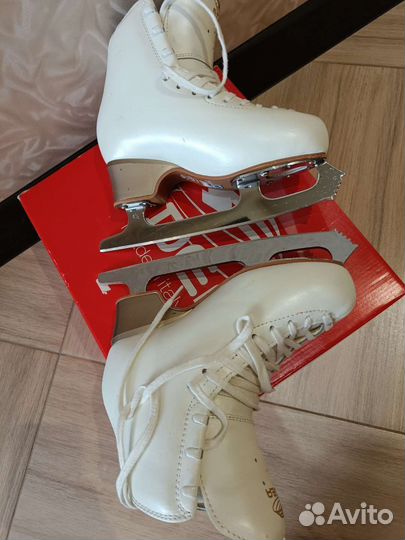 Коньки Edea Overture 230