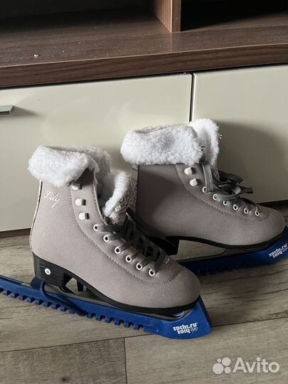 Коньки фигурные 38 размер утепленные