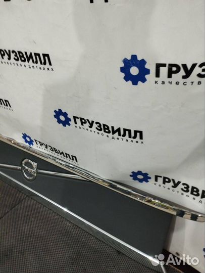 Накладка капота Volvo FH4 82248312