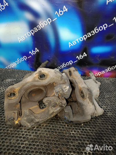 Суппорт передний Volkswagen Polo 5