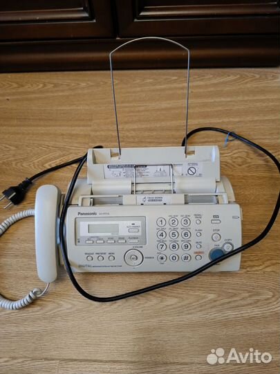 Факс panasonic KX- FP218