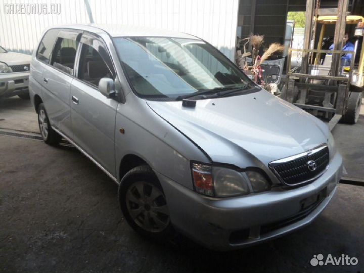 Заглушка в бампер 53112-44020 на Toyota Gaia ACM15