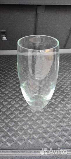 Стеклянная ваза для цветов или композиций