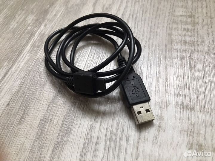 Кабель для телефона