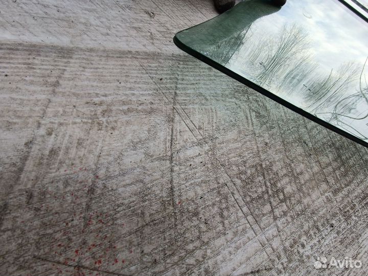 Стекло двери переднее правое Volvo S60 XC70 пакет