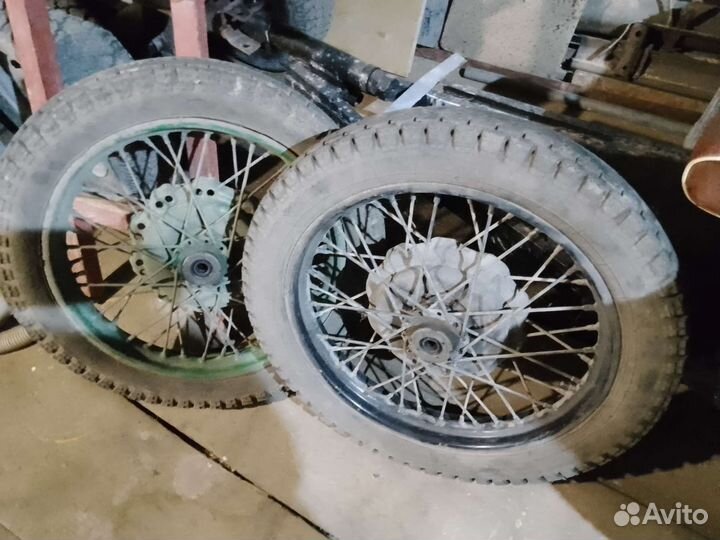 Колеса на мотоцикл урал