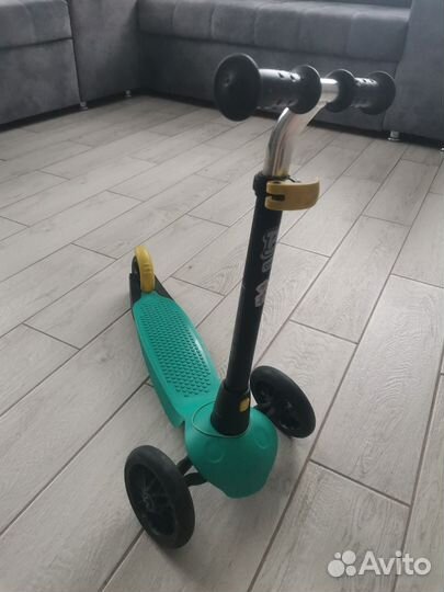 Самокат детский трехколесный