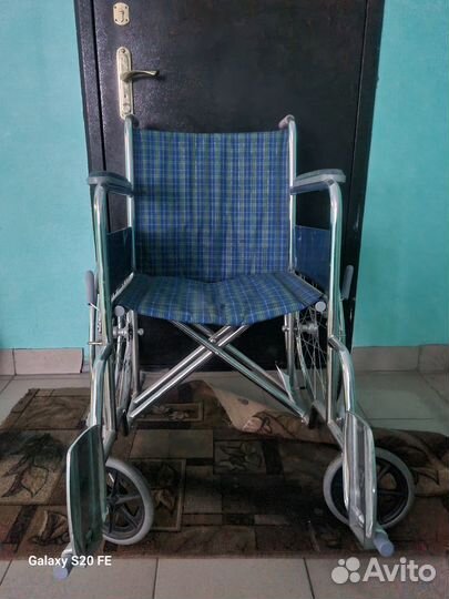 Инвалидная коляска складная бу