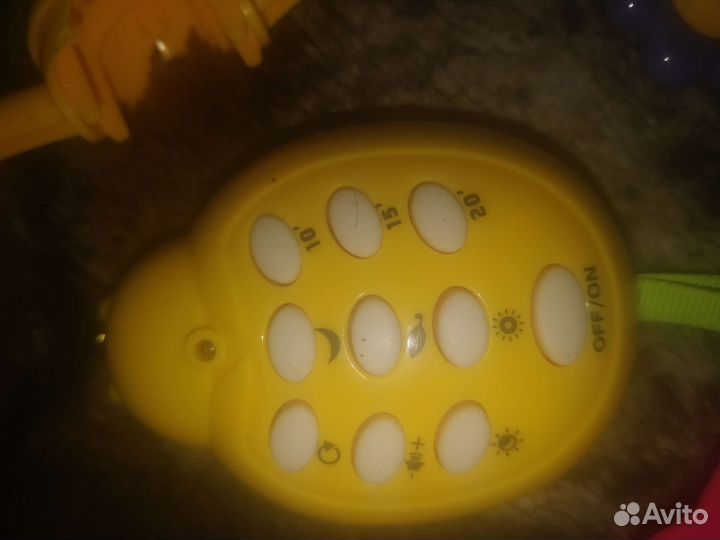 Детский мобиль в кровать музыкальный с проектором