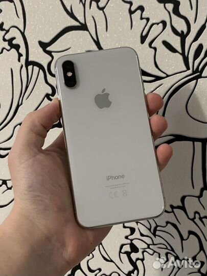iPhone Xs, 64 ГБ