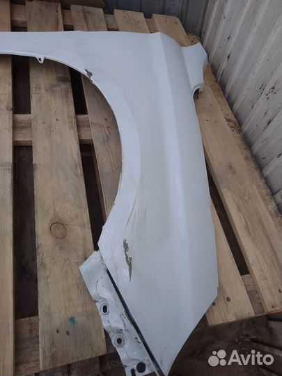 Крыло правое б/у лада веста