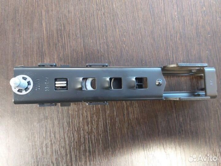 Крепление ремня безопасности Mercedes Gl 500