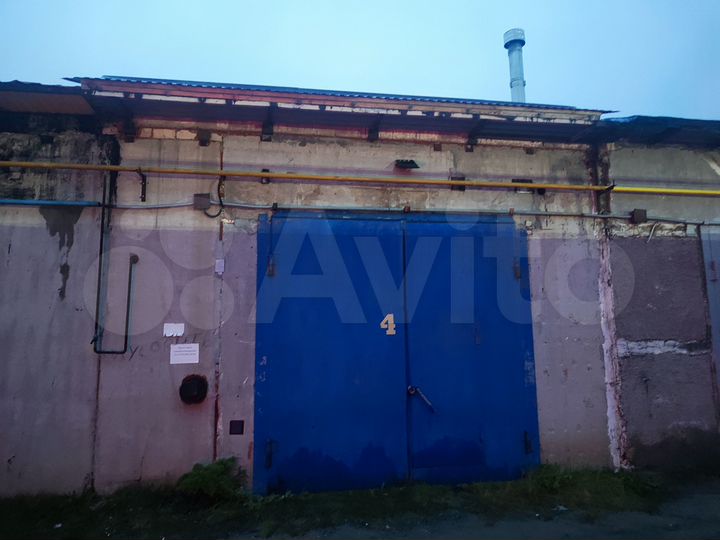 Гараж, > 30 м²