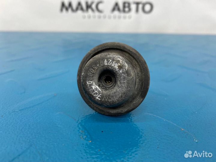 Б/У Регулятор давления топлива Toyota Town Ace 3