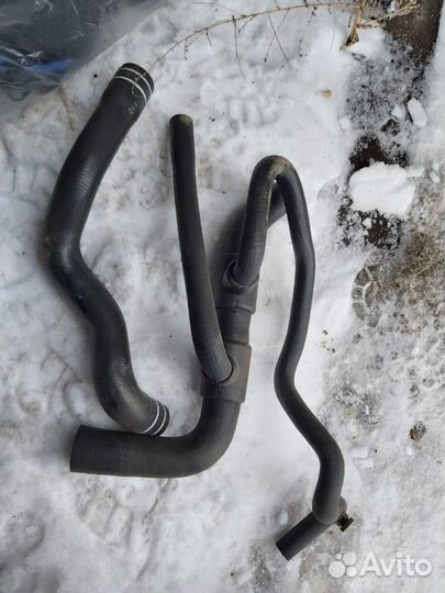 Патрубок радиатора нижний fiat albea. Нижний патрубок системы охлаждения фиат альбеа. Патрубок системы охлаждения фиат альбеа. Патрубки системы охлаждения фиат альбеа 1. 4.