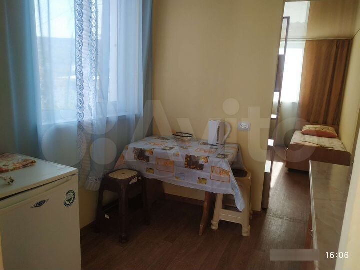 Комната 12 м² в 3-к., 2/2 эт.