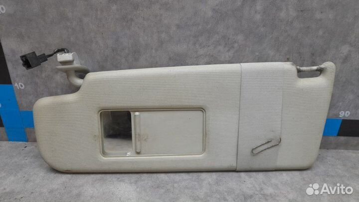 Козырек солнцезащитный левый Volkswagen Passat B6