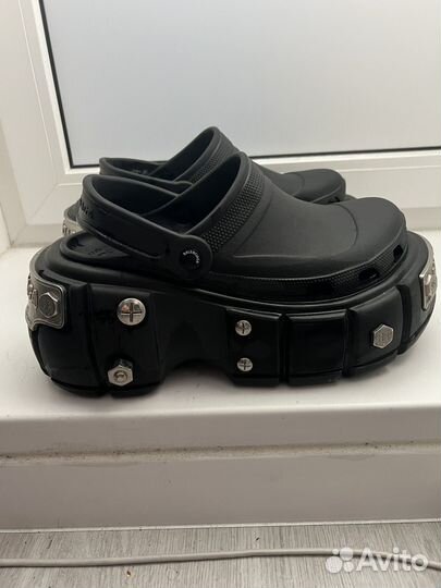 Balenciaga hardcrocs