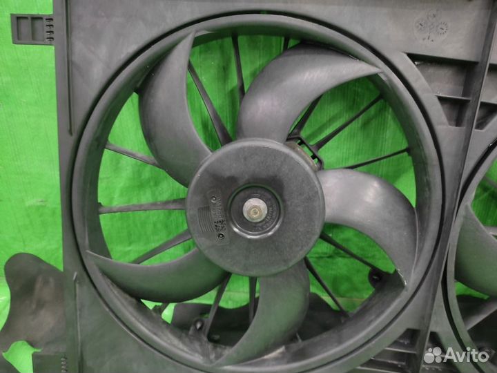 Диффузор вентилятора в сборе Dodge/Jeep/Chrysler